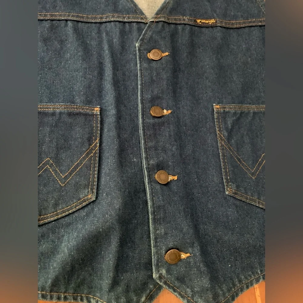 Wrangler reposhing this